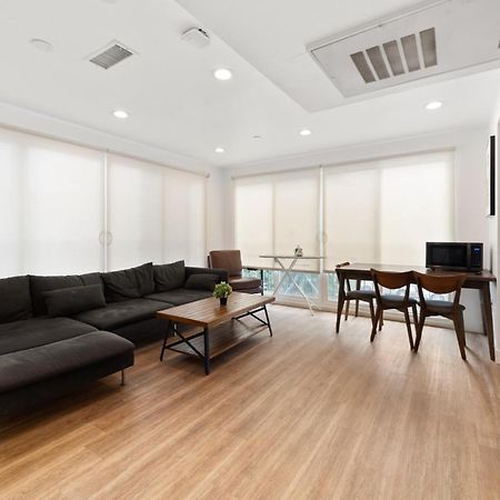 Spacious 1-Bd Hideaway Close To Usc Room With Share Livingroom Los Angeles Ngoại thất bức ảnh