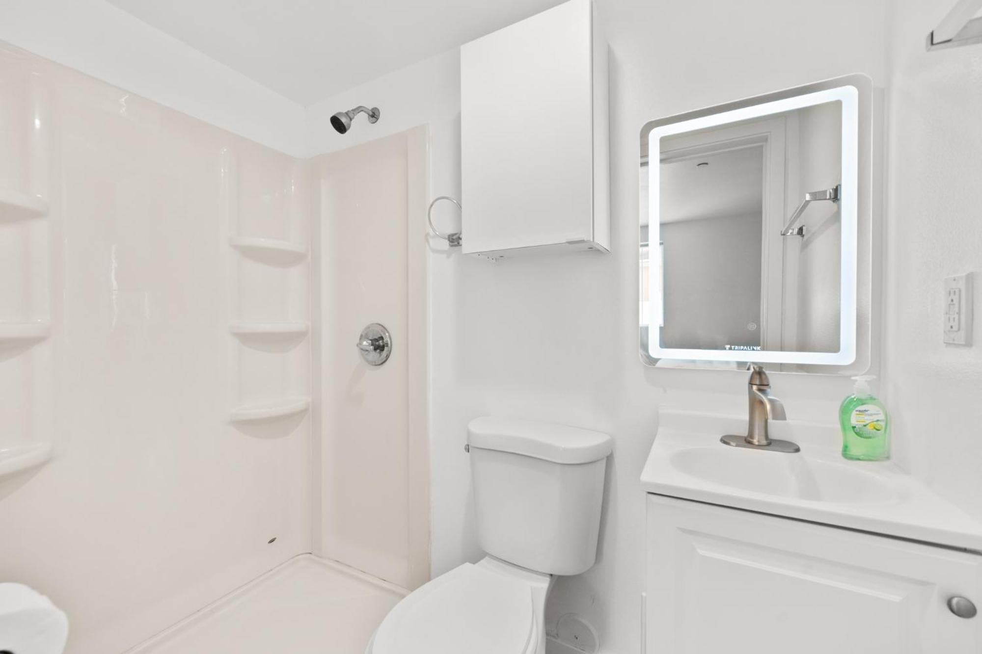Spacious 1-Bd Hideaway Close To Usc Room With Share Livingroom Los Angeles Ngoại thất bức ảnh